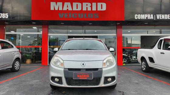 RENAULT SANDERO 1.0 EXPRESSION 16V FLEX 4P MANUAL RENAULT SANDERO 1.0 EXPRESSION 16V FLEX 4P MANUAL